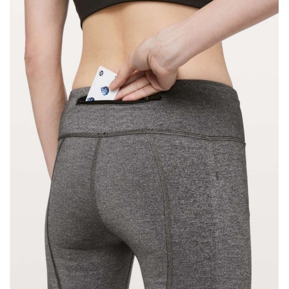 Lululemon Pace Rival Crop 22” Heathered Black Gray Size 6 Mesh Panels + Pockets - Picture 3 of 14